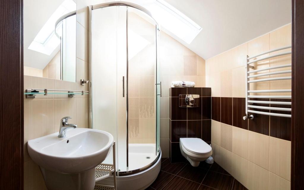Jantar Apartment Debki