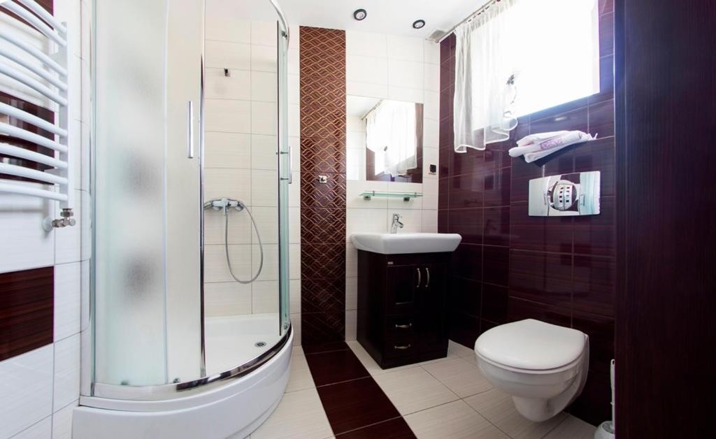 Jantar Apartment Debki
